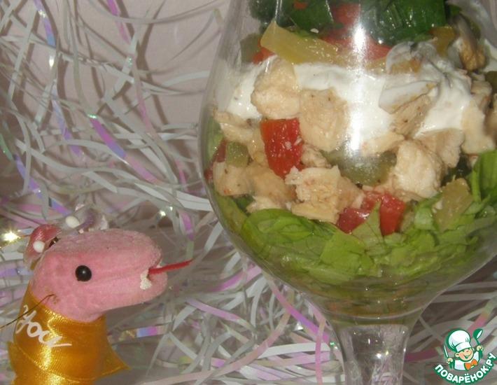Рецепт: Салат-коктейль с курицей Праздничный