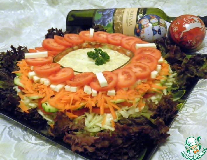 Рецепт: Многослойный витаминный салат Зимний цветок