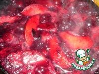 Мороженое с фруктами и ягодами фламбе ингредиенты