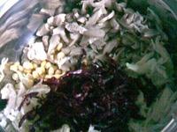 Капустный салат со свеклой и грибами ингредиенты