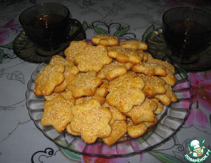 Рецепт: Сырное печенье с кунжутом