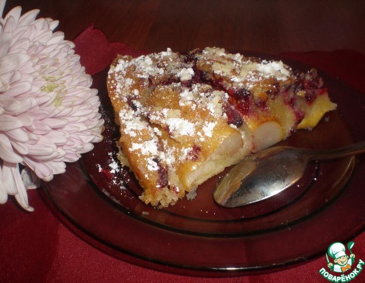 Рецепт: Грушево-брусничный пирог с ванилью