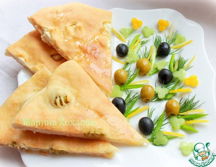 Рецепт: Фокачча с оливками и сыром Дырявая