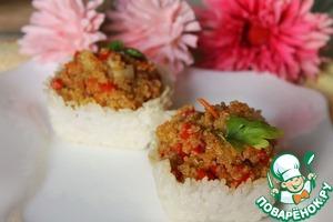 Рецепт: Киноа с овощами и имбирным соусом в рисовых корзиночках