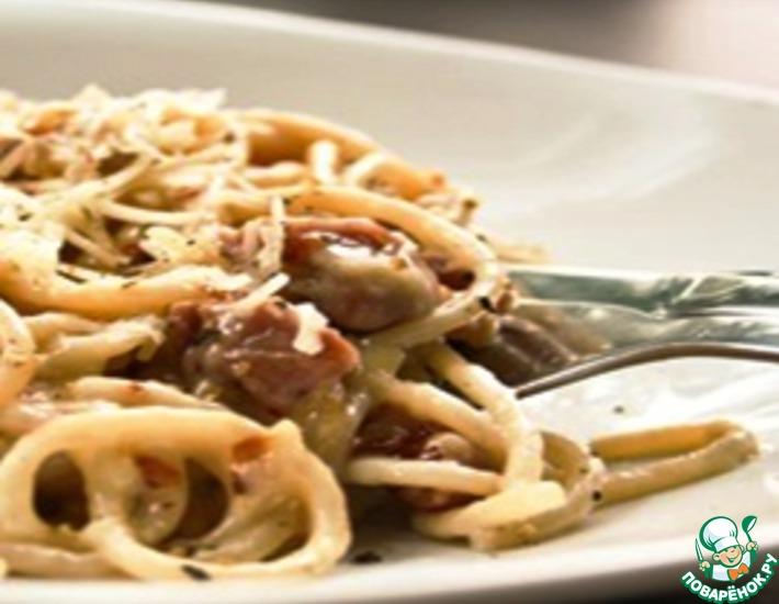 Рецепт: Спагетти с обжаренной говядиной и салями