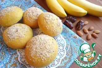 Рецепт: Иранские постные булочки с бананово-финиковой начинкой