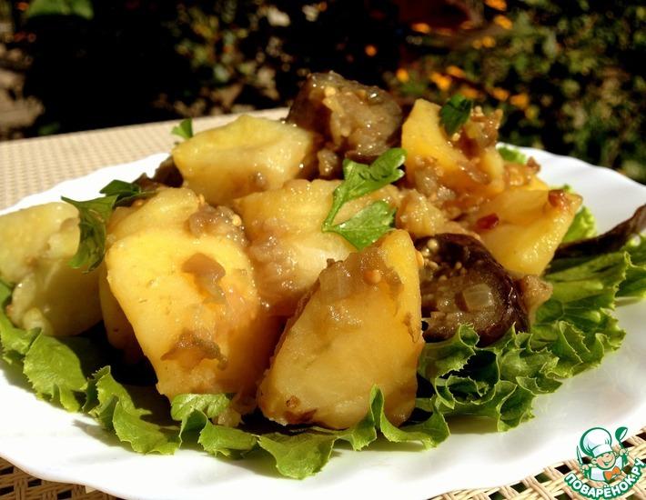 Рецепт: Гарнир из картофеля и баклажанов