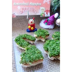 Фигурные мини-бутерброды Лосось в майонезе с укропом