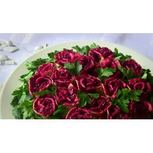 Новогодний салат Розы
