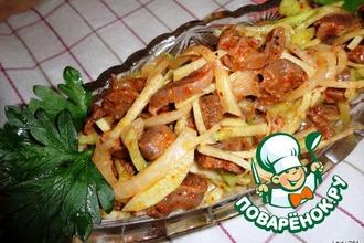 Рецепт: Корейский салат из куриных желудков с редькой