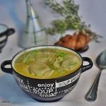 Суп из зелёного горошка с тортеллони
