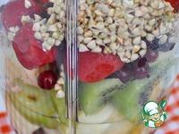 Фруктово-ягодный коктейль с проростками зеленой гречки ингредиенты