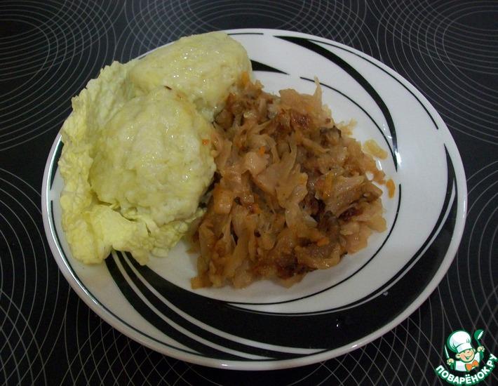 Рецепт: Картофельные галушки с квашеной капустой