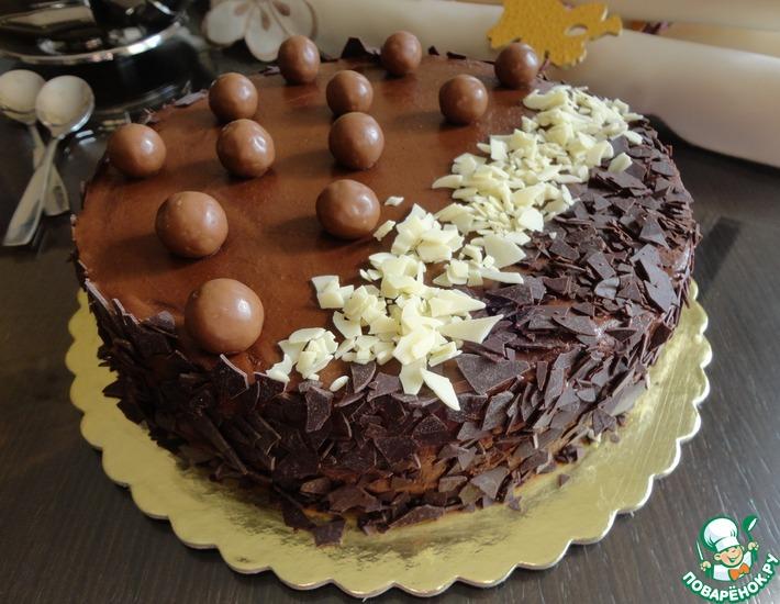 Рецепт: Торт с шоколадным муссом и грушевым желе