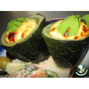 Кабачки, фаршированные куриным суфле