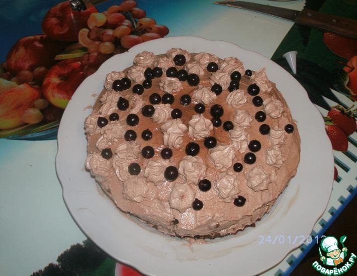 Рецепт: Шоколадно-смородиновый торт