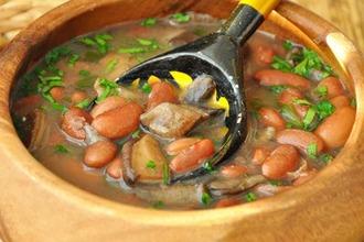Рецепт: Тосканский грибной суп с фасолью