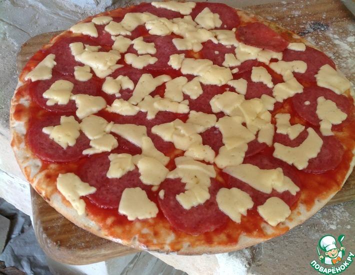 Рецепт: Легкая пицца в печи на дровах