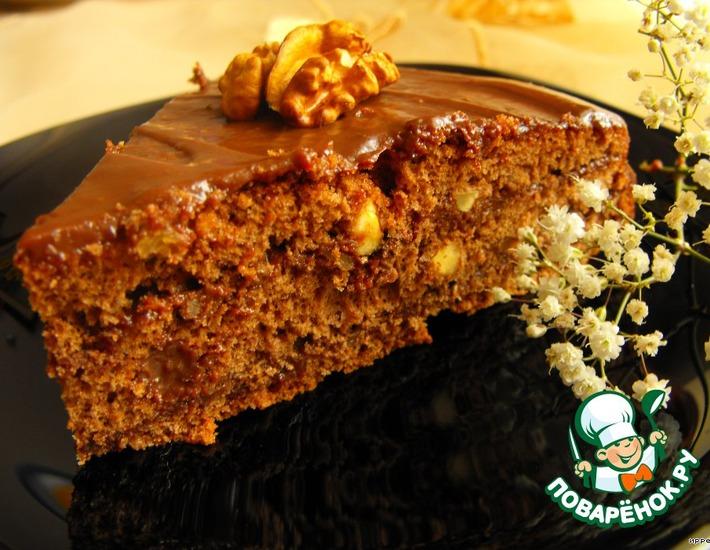 Рецепт: Шоколадно-ореховый торт с мягким кремом