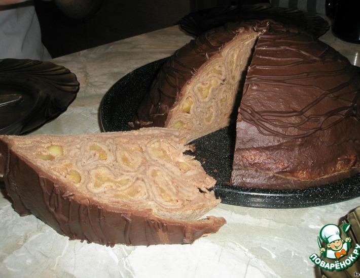 Рецепт: Блинный торт с шоколадным кремом и яблоками