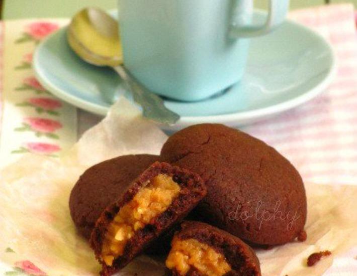 Рецепт: Шоколадные подушечки с начинкой из арахисовой пасты