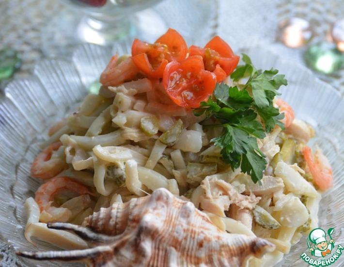 Рецепт: Салат из кальмаров с курицей