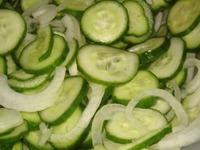 Салат из огурцов, закусочный ингредиенты