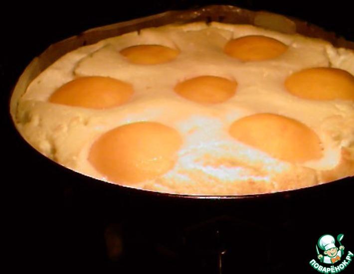 Рецепт: Творожной пирог с персиками