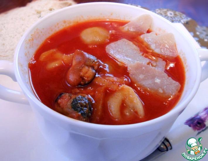 Рецепт: Суп томатный с пельменями и морскими гадами