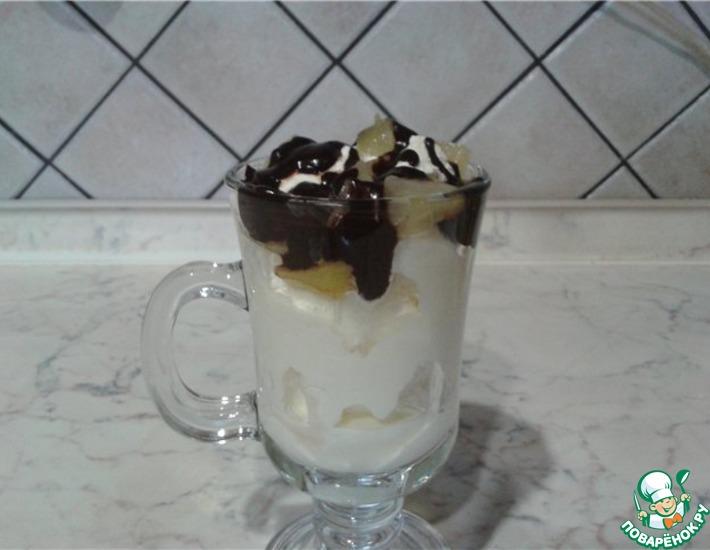 Рецепт: Мороженое с горячим шоколадом и ананасами