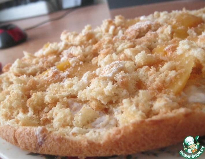 Рецепт: Бисквитный пирог с персиками