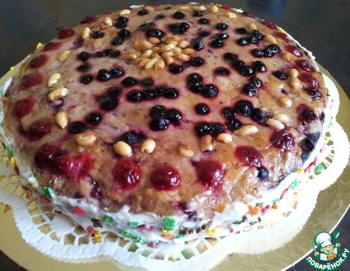 Рецепт: Арахисовый торт с ягодно-ореховой начинкой