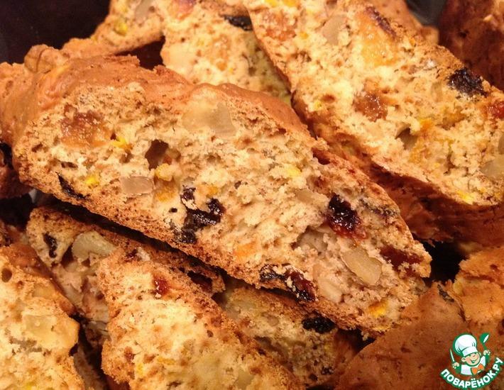 Рецепт: Печенье с орехами и изюмом Бискотти