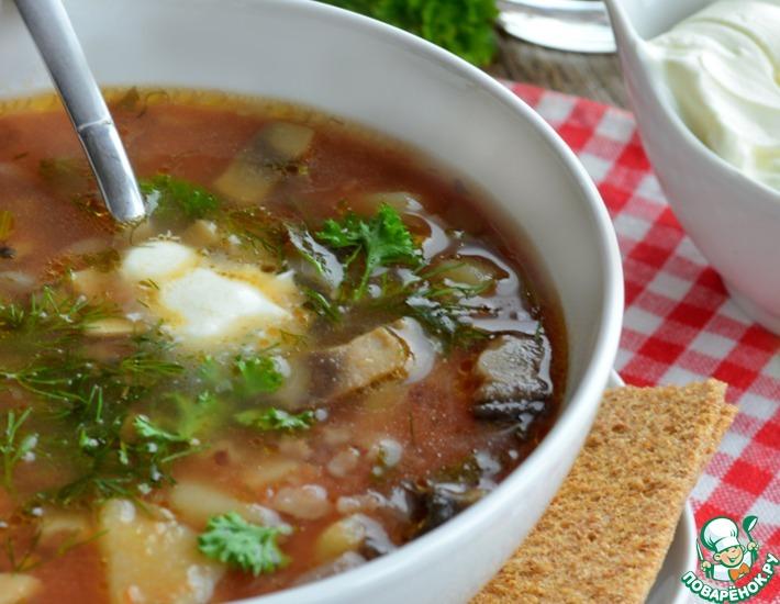 Рецепт: Томатный суп с красным рисом и шампиньонами