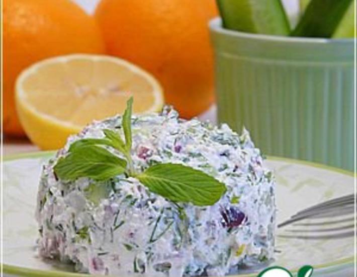 Рецепт: Египетский салат с фетой и мятой