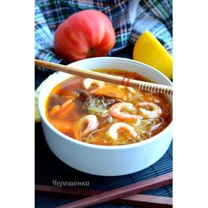 Суп с креветками и овощами