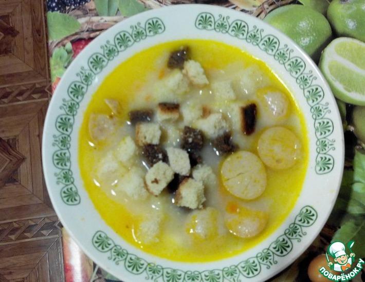 Рецепт: Сырный суп с сухариками в мультиварке