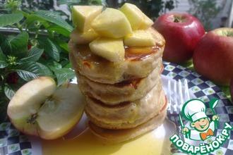 Рецепт: Оладьи с яблочным соком и мёдом