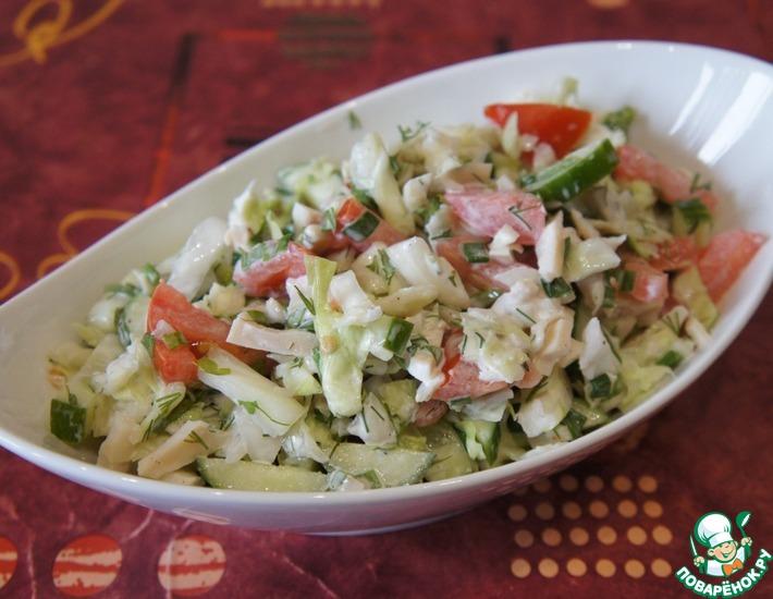 Рецепт: Салат из свежих овощей с консервированным кальмаром