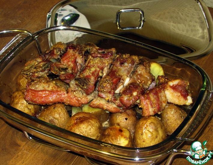 Рецепт: Свиные ребрышки с картошкой