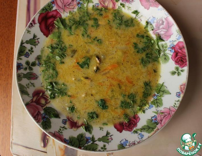 Рецепт: Суп из мидий с соломкой из овощей
