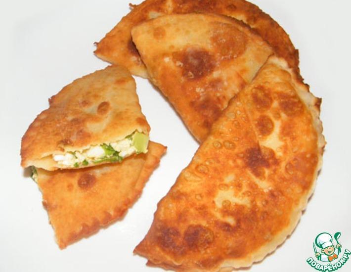 Рецепт: Пирожки с зелёным луком и яйцом