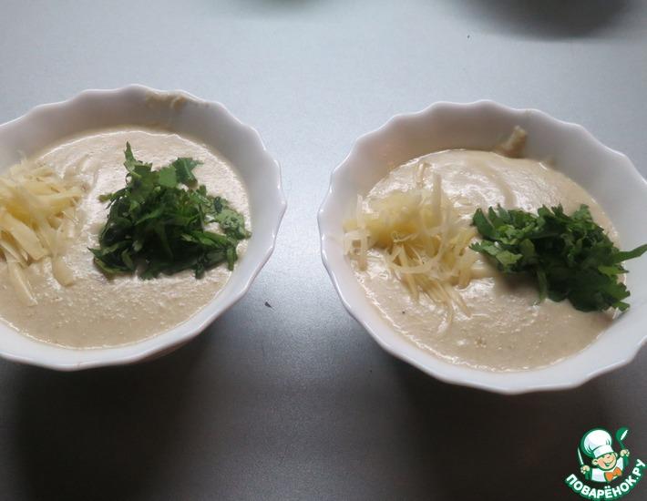 Рецепт: Крем-суп из шампиньонов в мультиварке