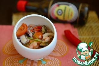 Рецепт: Традиционный китайский суп из морепродуктов
