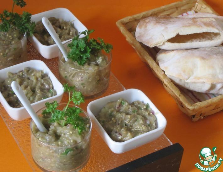 Рецепт: Салат из баклажанов Мелидзаносалата с питой