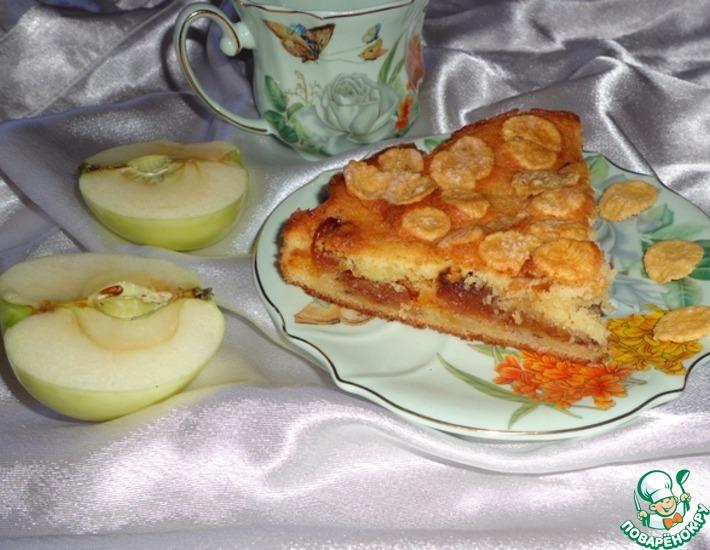 Рецепт: Сметанный пирог с начинкой из карамелизованных яблок