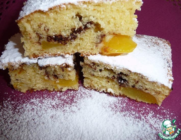 Рецепт: Сладкий пирог с персиками и шоколадом