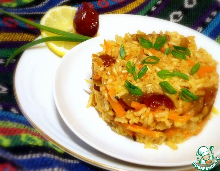 Рецепт: Плов из коричневого риса с финиками и морковью