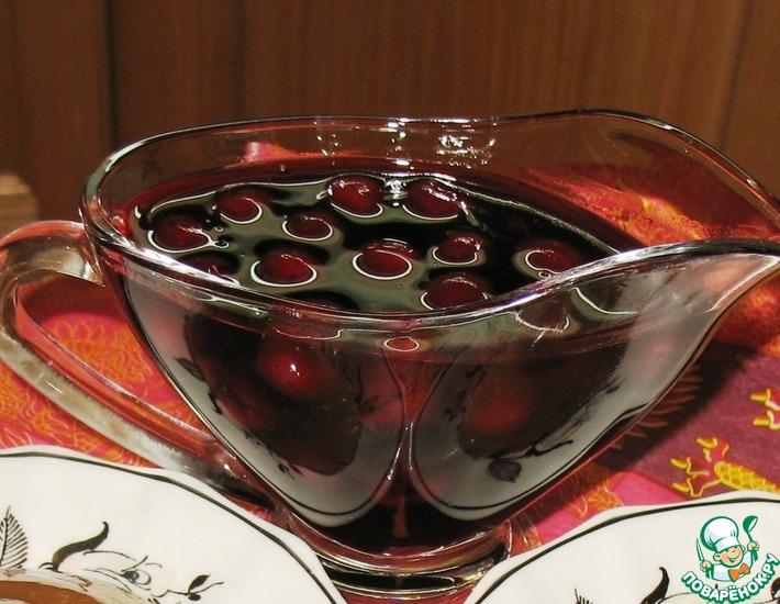 Рецепт: Пряный вишневый соус с вином
