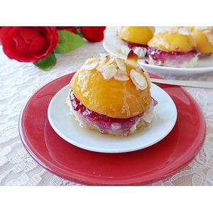 Фруктовый десерт Печеный персик